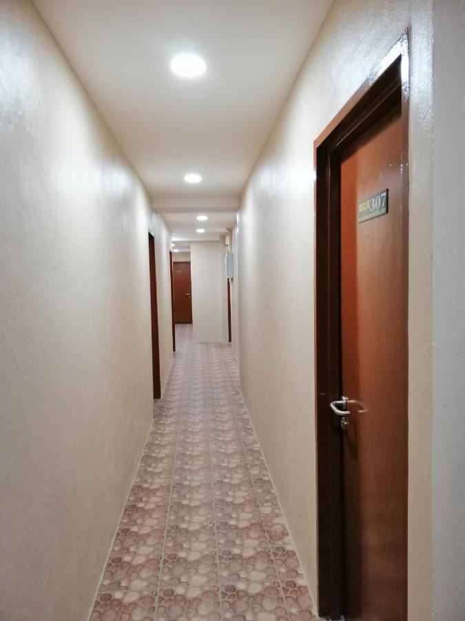 Hotel Nawar Pasir Mas Esterno foto