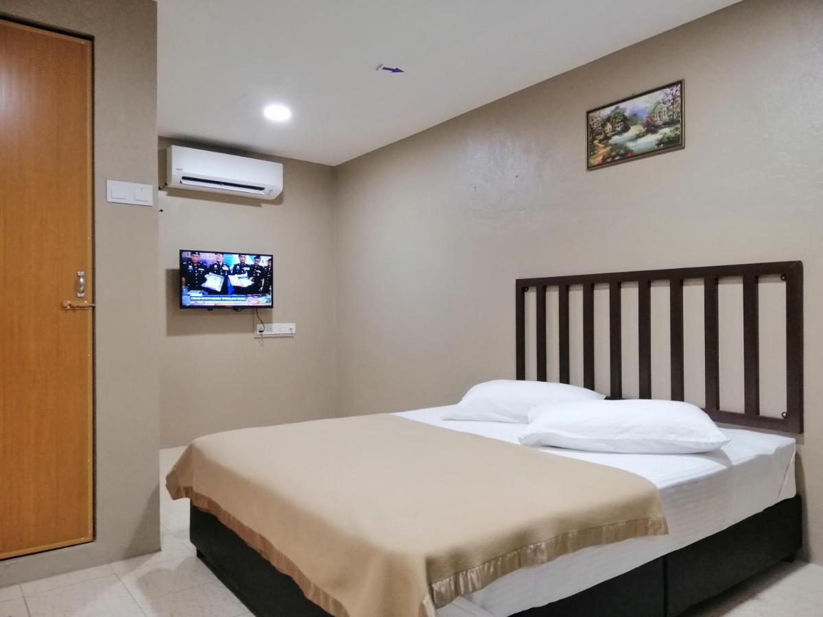 Hotel Nawar Pasir Mas Esterno foto
