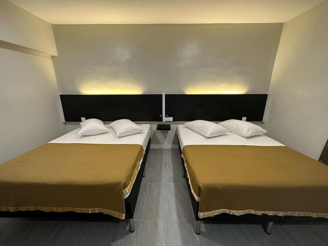 Hotel Nawar Pasir Mas Esterno foto